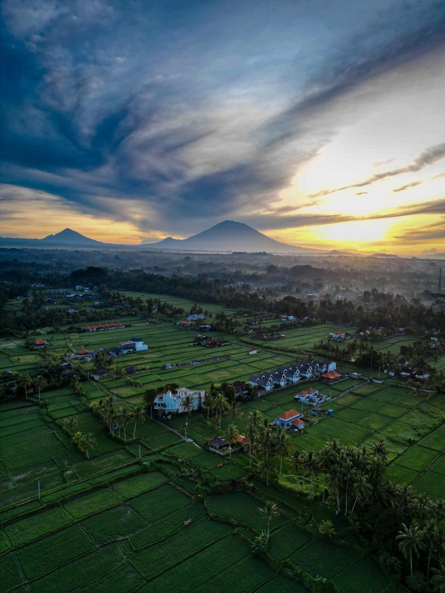 Ayu Duwur Beji Hotel Ubud  Exterior photo