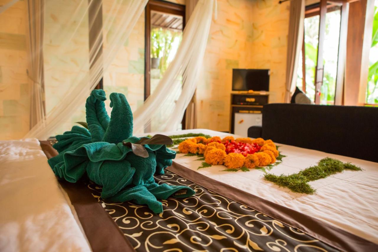 Ayu Duwur Beji Hotel Ubud  Exterior photo