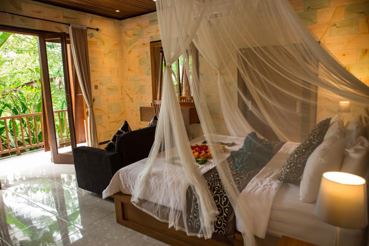 Ayu Duwur Beji Hotel Ubud  Exterior photo