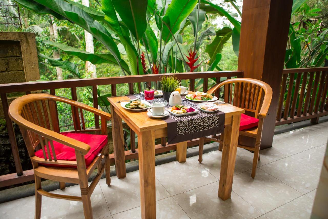 Ayu Duwur Beji Hotel Ubud  Exterior photo